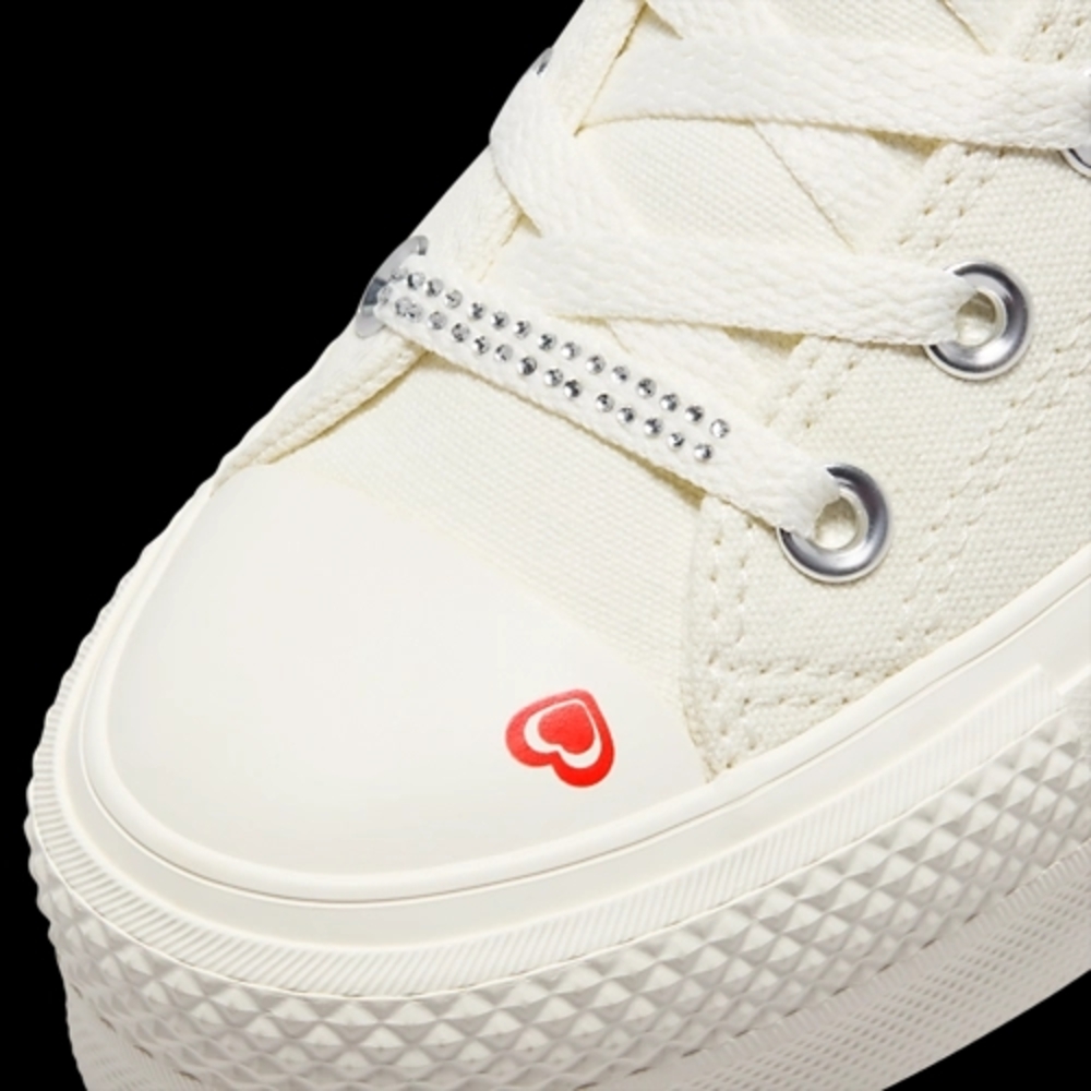 Converse All Star White High-Top Sneakers Hearts - Picture 8 of 14